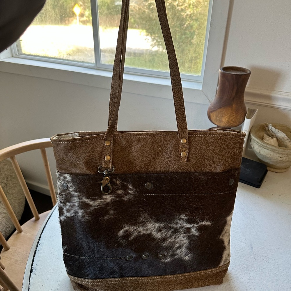 Myra Bag